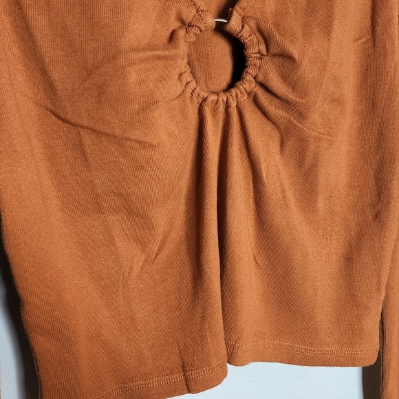 NWOT Free People cropped sweater - Picture 12 of 16